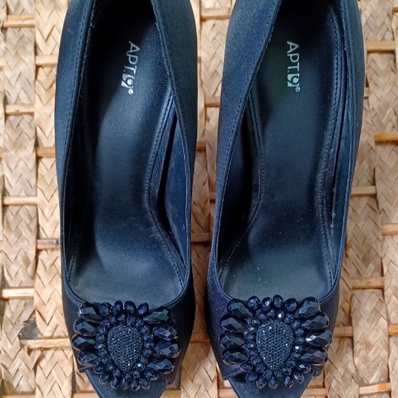 #ST38 Apt.9 High Heels for women Size 6 1/2 Med - Picture 7 of 7